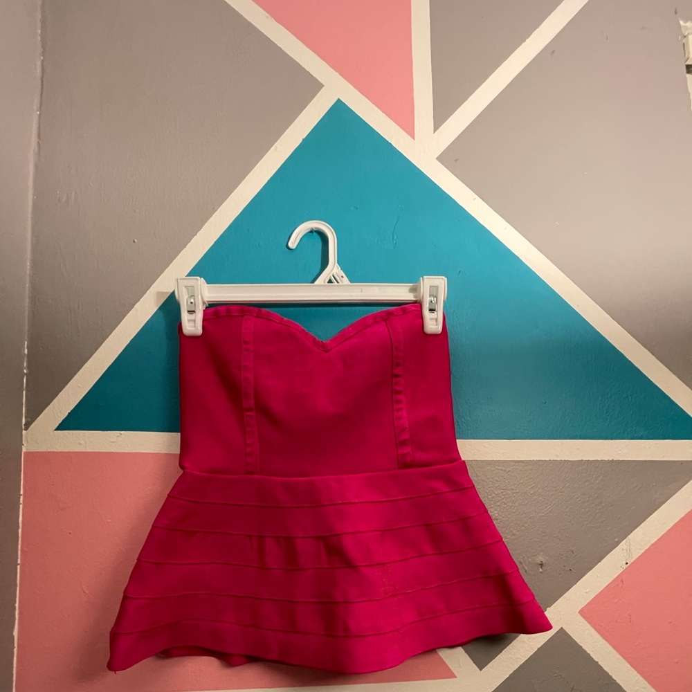 Strapless fuschia top / Size - xs